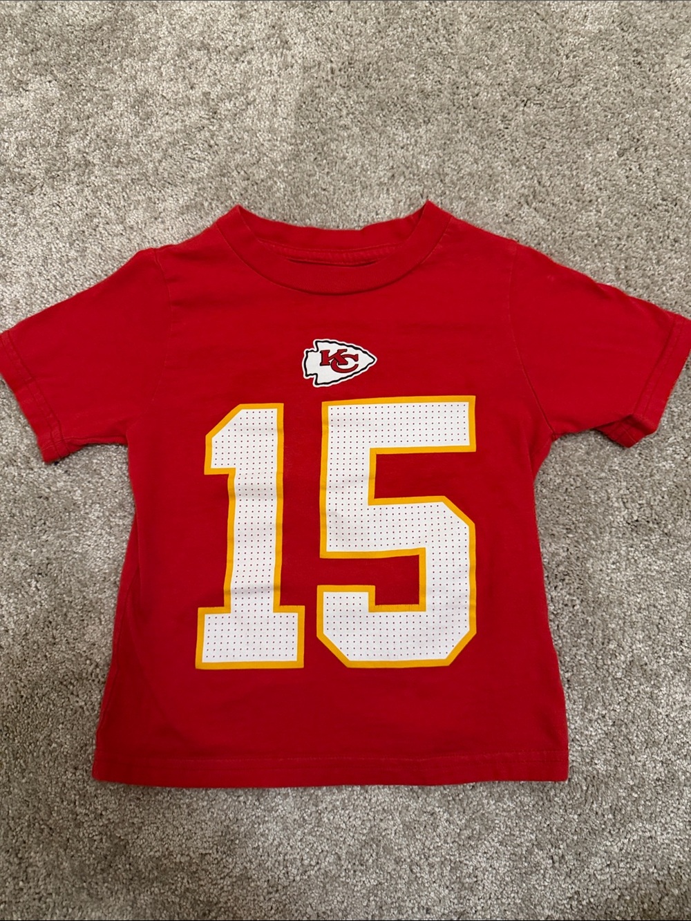 Patrick Mahomes Nike Red Short-Sleeve Kids Tee with White & Yellow #15